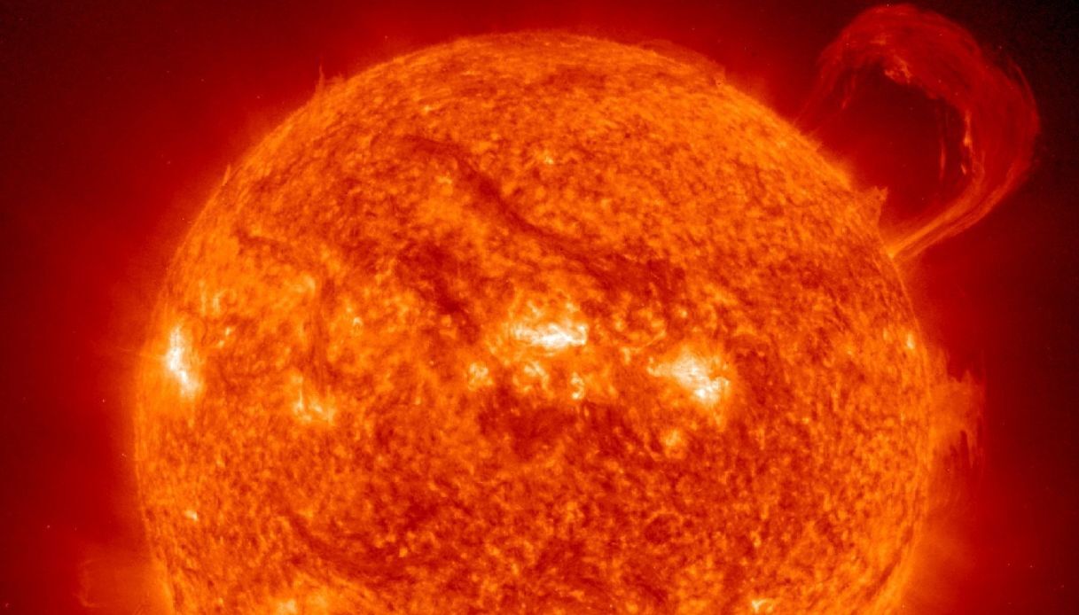 Al momento stai visualizzando Tempesta solare, allerta fino al 23 luglio